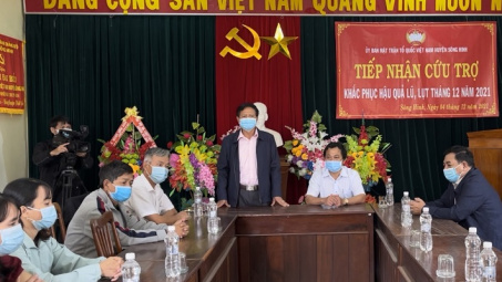 Công ty Cổ phần Thủy điện Sông Ba Hạ hỗ trợ huyện Sơn Hòa, Sông Hinh khắc phục hậu quả mưa lũ