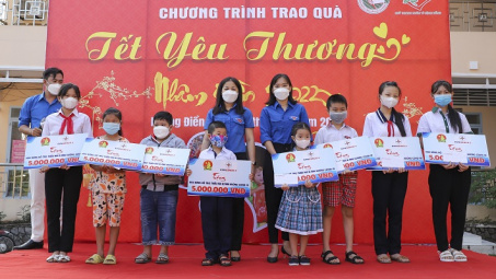 Đoàn cơ sở EVNGENCO2  trao tặng 118 triệu đồng chăm lo cho trẻ em mồ côi do COVID tại Cần Thơ