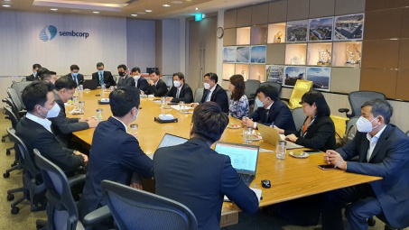 EVNGENCO2 thăm và làm việc với Tập đoàn SEMBCORP