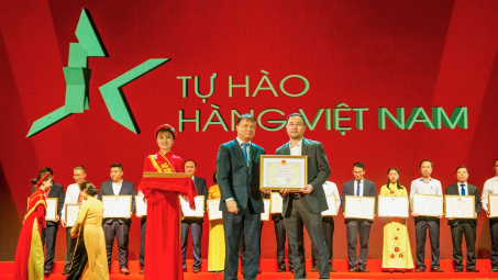 VPP Hồng Hà được vinh danh vì những nỗ lực chinh phục thành công thị trường