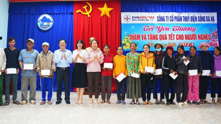 Thủy điện Sông Ba Hạ phối hợp với địa phương chăm lo Tết cho người nghèo