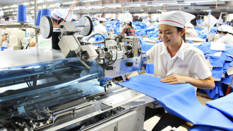 Ảnh hưởng của đại dịch Covid-19 đến ngành May: Cách tiếp cận từ sự tham gia vào chuỗi giá trị may toàn cầu