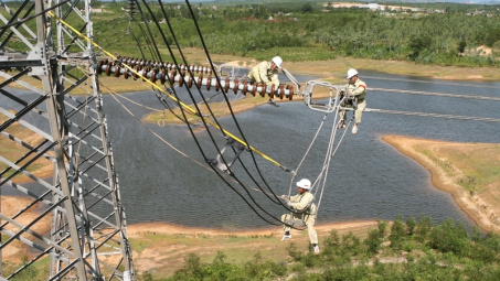 Kinh nghiệm của một số quốc gia châu Á trong việc thu hút vốn tư nhân vào ngành Điện theo hình thức PPP