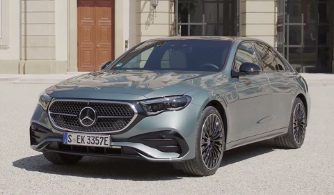 Mercedes-Benz E-Class 2024: Thiết kế mới, tập trung vào giải trí