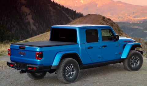 Jeep Gladiator Mojave 2024 facelift: "Bộ mặt" mới và nội thất tiện nghi hơn