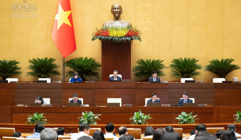 Ngày 29/10, Quốc hội làm việc, thảo luận về dự án Luật Đất đai, Luật Phát triển doanh nghiệp nhỏ và vừa