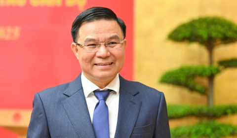 Quyền Bộ trưởng Lê Mạnh Hùng gửi thư chúc mừng năm mới tới các thế hệ cán bộ, công chức, viên chức, người lao động ngành Công Thương