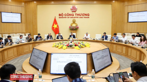 Bộ Công Thương xây dựng quy định về phát triển thị trường điện cạnh tranh tại Việt Nam