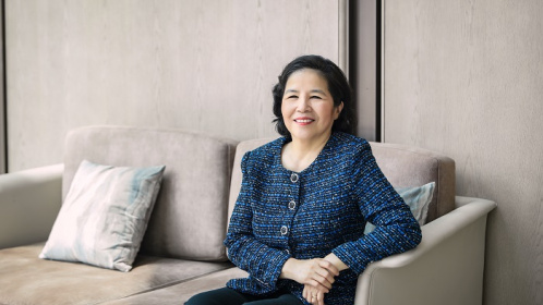 Bà Mai Kiều Liên được vinh danh Lãnh đạo truyền cảm hứng sáng tạo tại Vạn Xuân Awards 2025