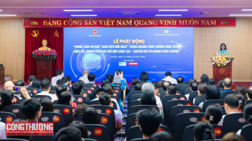 Những hình ảnh ấn tượng tại Lễ phát động Phong trào thi đua “Sáng kiến mỗi ngày” trong ngành Công Thương năm 2026 và khởi động Cuộc thi “Nhóm giải pháp Đổi mới sáng tạo - Chuyển đổi số ngành Công Thương"