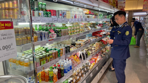 Hà Nội: Giá cả trong tầm kiểm soát, an toàn thực phẩm tại các chợ được siết chặt