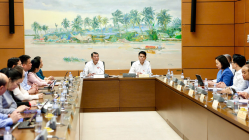 Đề xuất nâng ngưỡng doanh thu không chịu thuế lên 1 tỷ đồng, tiếp tục nghiên cứu điều chỉnh giảm trừ gia cảnh