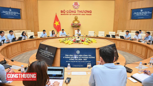 Bộ trưởng Lê Mạnh Hùng: Công tác xây dựng pháp luật, thể chế phải chuyển mạnh từ tư duy quản lý sang kiến tạo phát triển