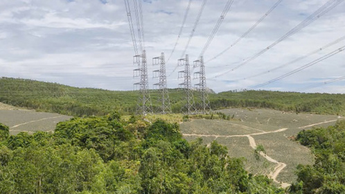 4 mạch đường dây 500kV Bắc - Nam cung cấp gần 20% sản lượng điện cho miền Bắc trong cao điểm nắng nóng
