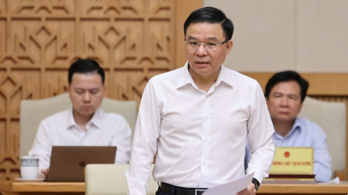 Bộ trưởng Lê Mạnh Hùng: Khuyến khích dịch chuyển phụ tải khỏi giờ cao điểm, nâng cao hiệu quả vận hành hệ thống điện