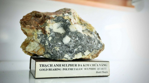 Bộ Công Thương quy định mẫu biểu thông tin, dữ liệu và quy cách mẫu vật địa chất, khoáng sản