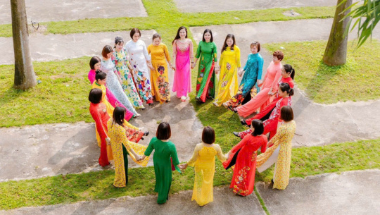 Giỏi việc nước - Đảm việc nhà: Dấu ấn nữ CNVCLĐ ngành Công Thương giai đoạn 2020-2025