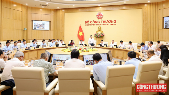 [CHÙM ẢNH] Bộ Công Thương giao ban triển khai nhiệm vụ 6 tháng cuối năm 2026