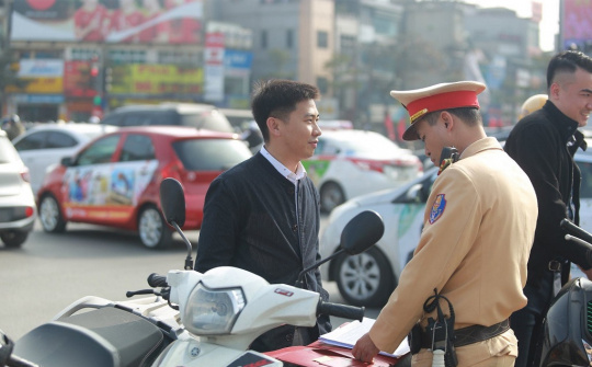 Không mang đầy đủ giấy tờ khi tham gia giao thông bị xử phạt như thế nào?