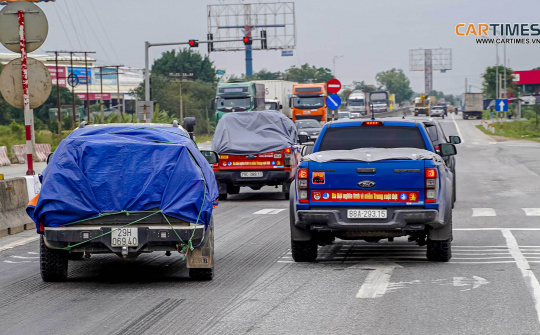 Ngược vào vùng bão lũ