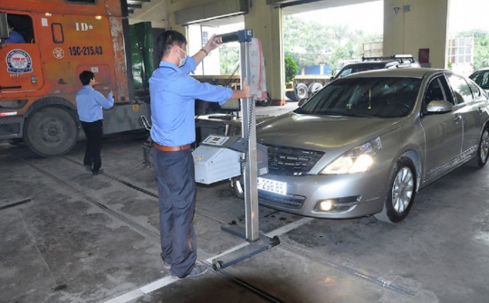 Mức phạt khi điều khiển xe ô tô quá niên hạn sử dụng là bao nhiêu?