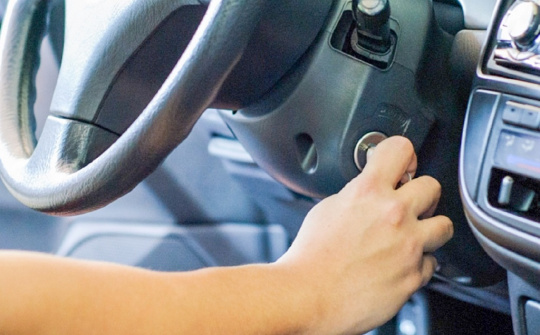 Làm gì khi động cơ dầu khó nổ trong tiết trời lạnh?