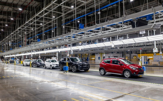 Ngưng giảm 50% lệ phí trước bạ cho ôtô sản xuất, lắp ráp trong nước