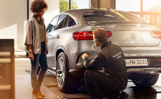 Hỏng xe, hết xăng... chủ xe "Mẹc" tại Việt Nam được hỗ trợ 24/24h