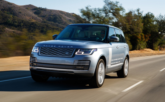 Cơ hội lái thử xe thể thao và địa hình hạng sang hàng đầu thế giới tại VN