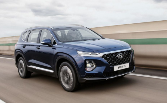 Toyota Fortuner đang mất dần "phong độ" trong phân khúc SUV 7 chỗ