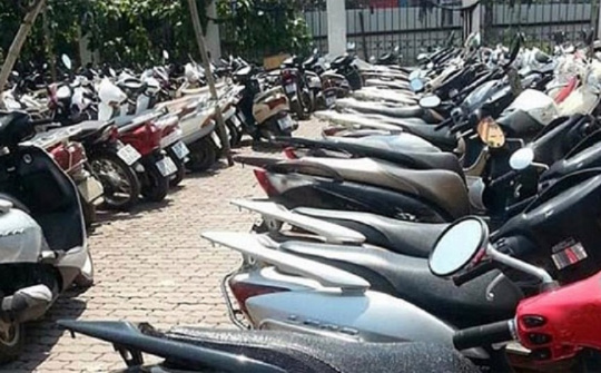 Tác hại không ngờ khi để xe máy dưới trời nắng nóng