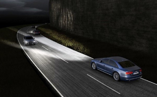 Tài xế mới thường sử dụng sai những tính năng cơ bản nào trên xe?