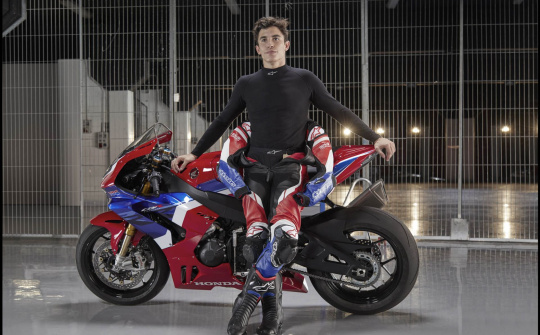 Honda CBR1000RR-R Fireblade 2020 hoàn toàn mới ra mắt thị trường Việt Nam, giá từ 949 triệu đồng