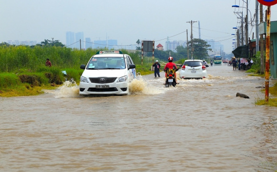 Tìm hiểu xe ô tô bị thuỷ kích và cách nhận biết cơ bản