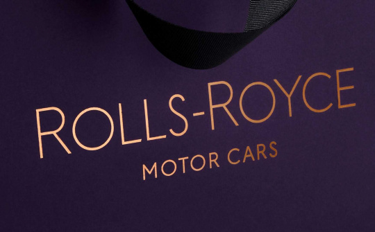 Rolls-Royce ra mắt bộ nhận diện thương hiệu mới với gam tím chủ đạo