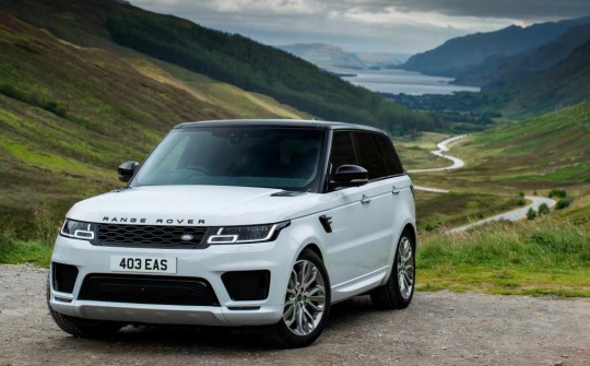 Khách hàng mua xe của Jaguar Land Rover được khuyến mãi lớn trong tháng 8 và 9/2020