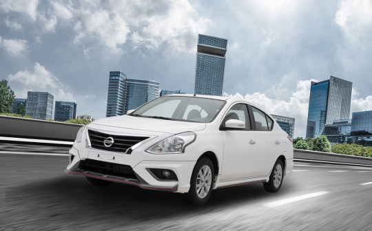 Xe Sunny giảm giá sâu, loạt Nissan ưu đãi cực hấp dẫn tháng 8