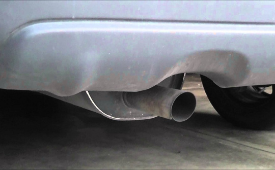 Những dấu hiệu ống xả ôtô có vấn đề