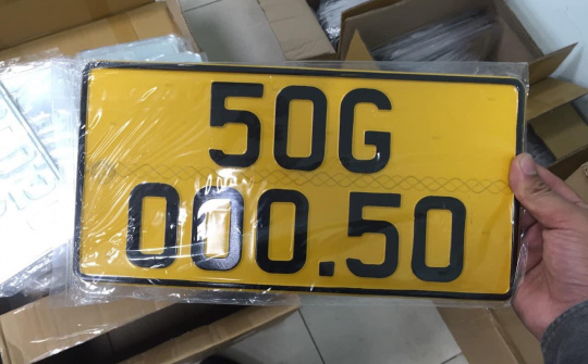 Đổi biển số xe màu vàng có được giữ nguyên số hay không?