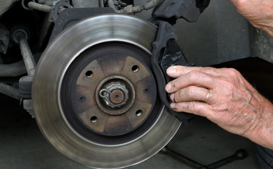 Láng đĩa phanh xe ô tô và những điều cần biết