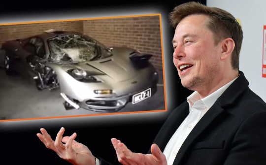 Siêu xe đầu tiên của CEO Tesla sở hữu rất hiếm, nhưng thời điểm nhận xe mới đặc biệt
