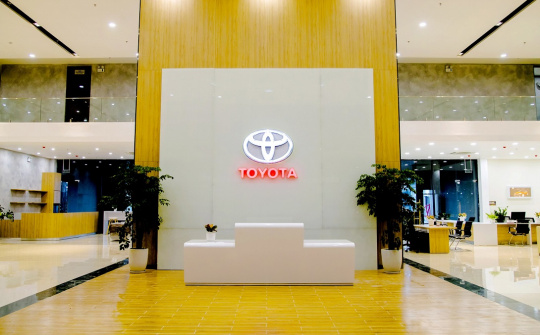 Toyota Việt Nam ra mắt đại lý Toyota TNG Hòa Bình