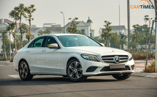 Còn mới tinh tươm, ODO chưa qua 50 km, Mercedes-Benz C 180 2020 đã được rao bán trên thị trường xe cũ