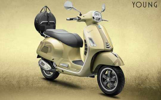 Vespa ra mắt cặp đôi xe kỉ niệm 75 năm, màu sắc và giá bán là điểm nhấn