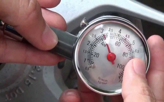 Cần kiểm tra những bộ phận nào của xe sau thời gian dài không sử dụng