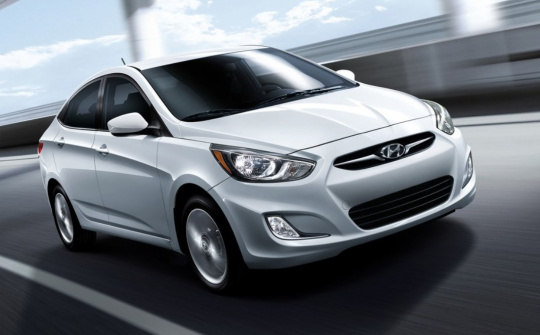 5 xe sedan cũ trong tầm giá 300 triệu đồng nên mua năm 2021