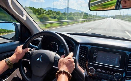 Kinh nghiệm lái xe đường dài cho các tài xế mới đi xa lần đầu
