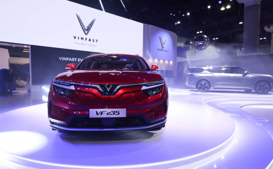 Cặp đôi VinFast VF e35 và VF e36 trình làng tại Mỹ: SUV hạng D, nhiều công nghệ hàng đầu