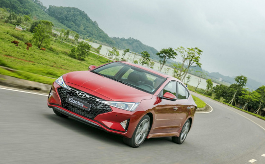 Làm gì để xe ô tô luôn vận hành ổn định trong mùa đông?