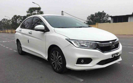 Xe ô tô bị giật hẫng khi đạp ga nguyên nhân do đâu?